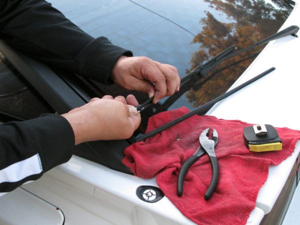 When Daylight Saving Draws Closer It’s Time To Change The Wiper Blades