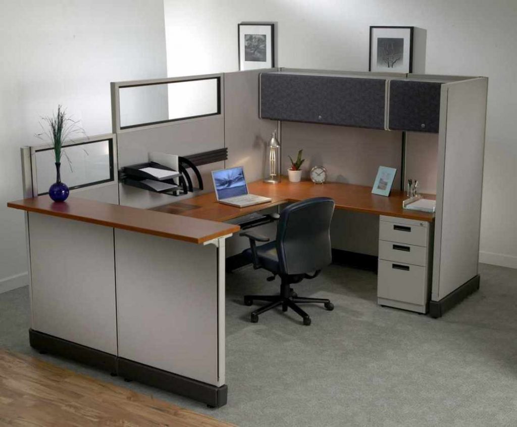 How To Keep Your Desk Clean & Organized