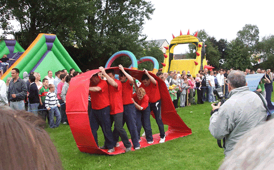 What Are The Advantages Of Team Building Events For Companies?