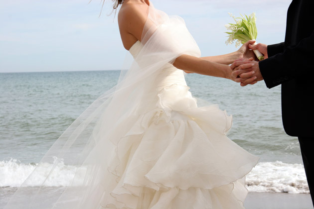 A Beach Wedding In The UK: Why Not?