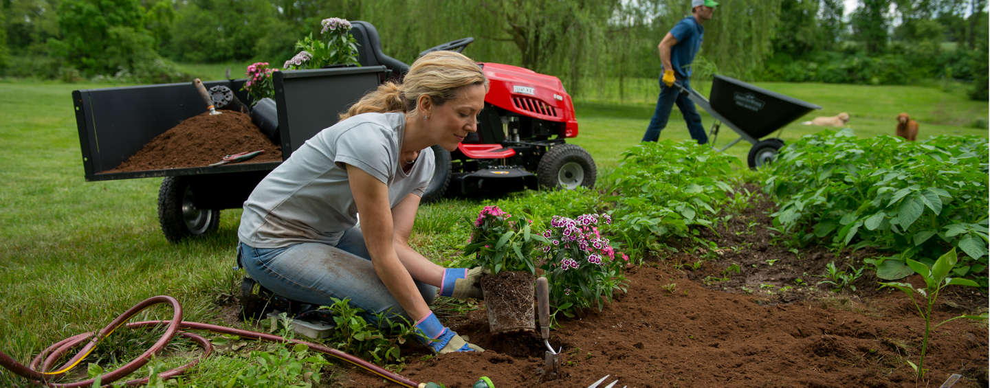 Find The Expert Gardener You Need With Online Convenience