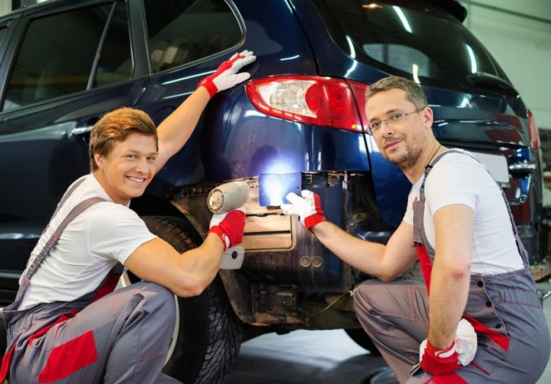 Essential Skills To Be An Efficient Auto Body Repair Technician