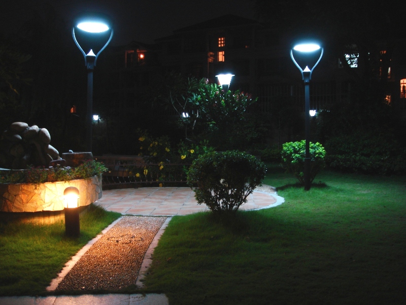 TOP PICKS FOR OUTDOOR SOLAR LIGHT ILLUMINATION